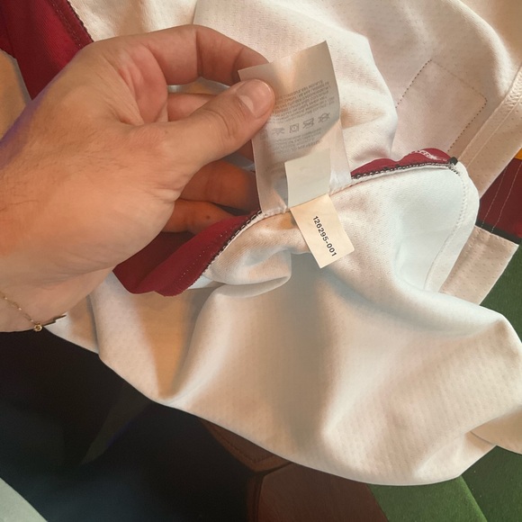 Nike Dwyane Wade Miami Heat Swingman Jersey Large White and Red - Picture 7 of 8